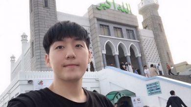 تصویر در مسلمان شدن خواننده جوان کی‌پاپ از کشور کره جنوبی