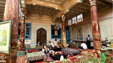 تصویر در تبدیل مسجد اویغورها به کافه در سین‌کیانگ چین