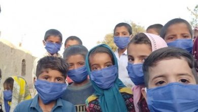 تصویر در توزیع ۳۰ هزار ماسک رایگان بین نیازمندان و بیماران خاص جنوب شرق کشور