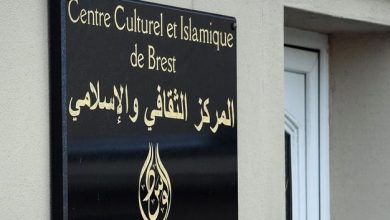 تصویر در اعمال فشار بر گروه های مسلمان برای امضای منشور ضد اسلامی در فرانسه