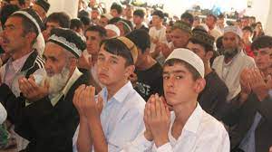 تصویر در دغدغه های استاد تاجیک درباره خطرات گمراهی جوانان مسلمان