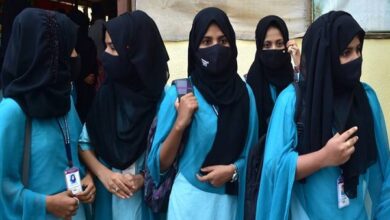 تصویر در درخواست هندو‌های افراطی برای ممنوعیت حجاب در مراکز آموزشی هند