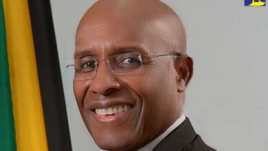 تصویر در وزیر جامائیکایی: مسلمانان مشارکت بیشتری در اقتصاد داشته باشند