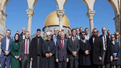 تصویر در خشم رژیم صهیونیستی نسبت به بازدید هیئت اروپایی از مسجد الاقصی