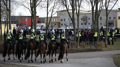 تصویر در اعتراض پلیس سوئد به تصمیم دادگاه اداری مبنی بر اجازه سوزاندن قرآن