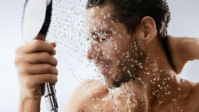 تصویر در آیا غسل و حمام‌کردن در طول روزه اشکالی دارد؟