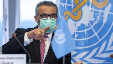 تصویر در سازمان جهانی بهداشت از ملی‌گرایی در زمینه واکسن کرونا انتقاد کرد