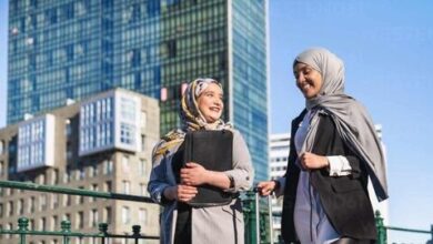 تصویر در کمپین شورای اروپا، با توصیف حجاب اسلامی به عنوان نشانه آزادی جنجال آفرید