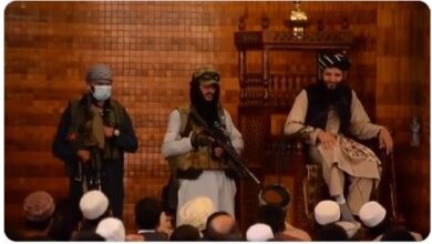 تصویر در جریمه ۵ دلاری طالبان برای کسانی که نماز جماعت نمی‌خوانند