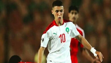تصویر در فوتبالیست مراکشی: قرآن اولین همراه من قبل هر مسابقه و تمرین است