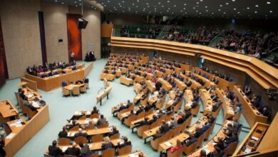 تصویر در مسلمانان از پارلمان هلند به سازمان ملل شکایت کردند