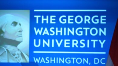 تصویر در قطع ارتباط دو استاد از دانشگاه «جورج واشنگتن» در حمایت از مسلمانان